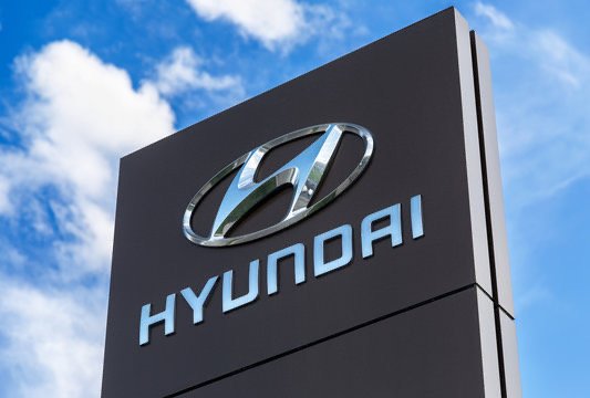 Hyundai dealership sign — automotive lead generation